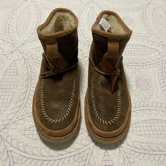 Uggs Campfire Crafted Regenerate Brown Suede Ankle Boots - Picture 2 of 6